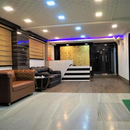 Dora House Hotel โกลกาตา ภายนอก รูปภาพ
