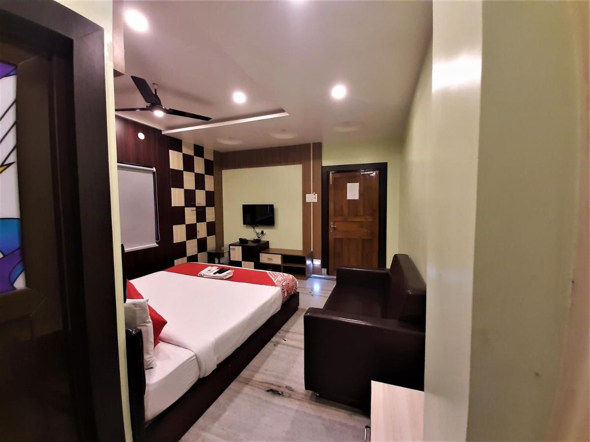 Dora House Hotel โกลกาตา ภายนอก รูปภาพ